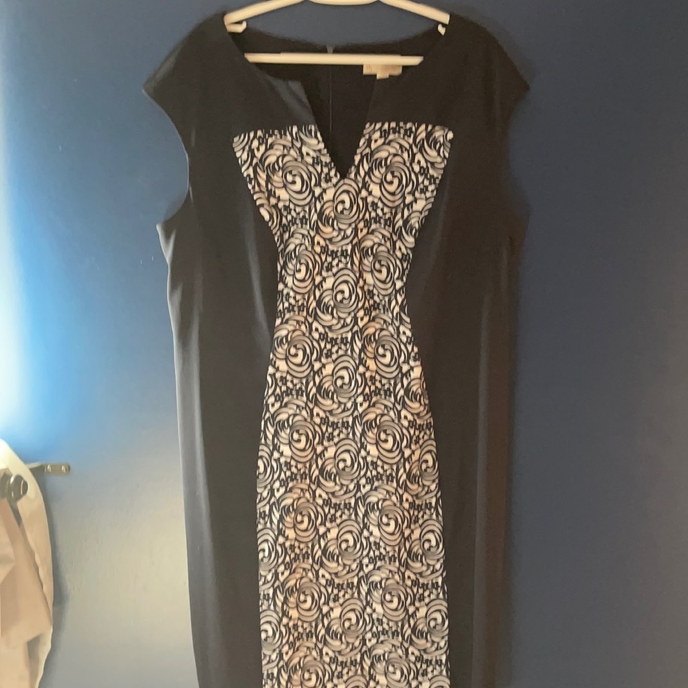 Sheath dress .